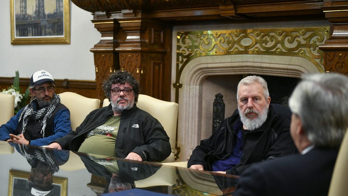 De la reunión participaron Esteban Gringo Castro