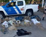 Redes, armas, una canoa y celulares, los elementos secuestrados tras los allanamientos. Redes, armas, una canoa y celulares, los elementos secuestrados tras los allanamientos.