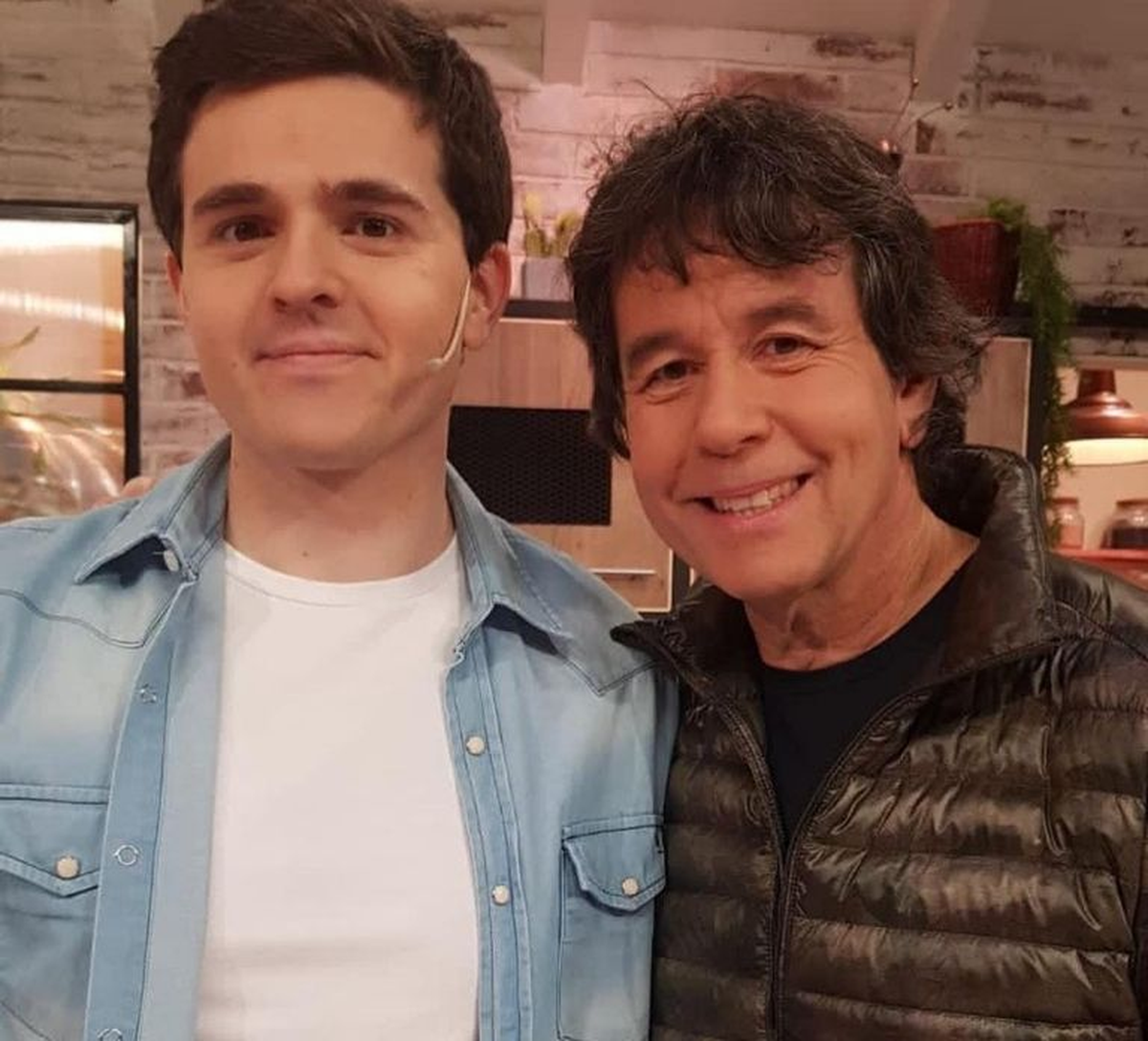 Ariel Rodríguez Palacios junto a su hijo Felipe