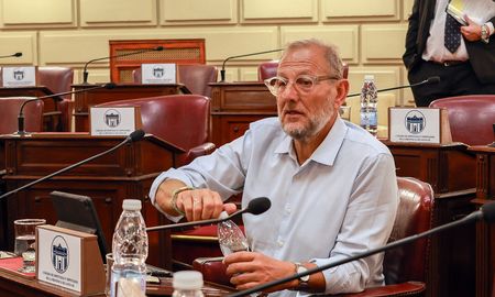 El legislador sostuvo que la falta de información y la aparente disparidad en el trato “generan sospechas fundadas de discrecionalidad y favoritismo”. El legislador sostuvo que la falta de información y la aparente disparidad en el trato “generan sospechas fundadas de discrecionalidad y favoritismo”.