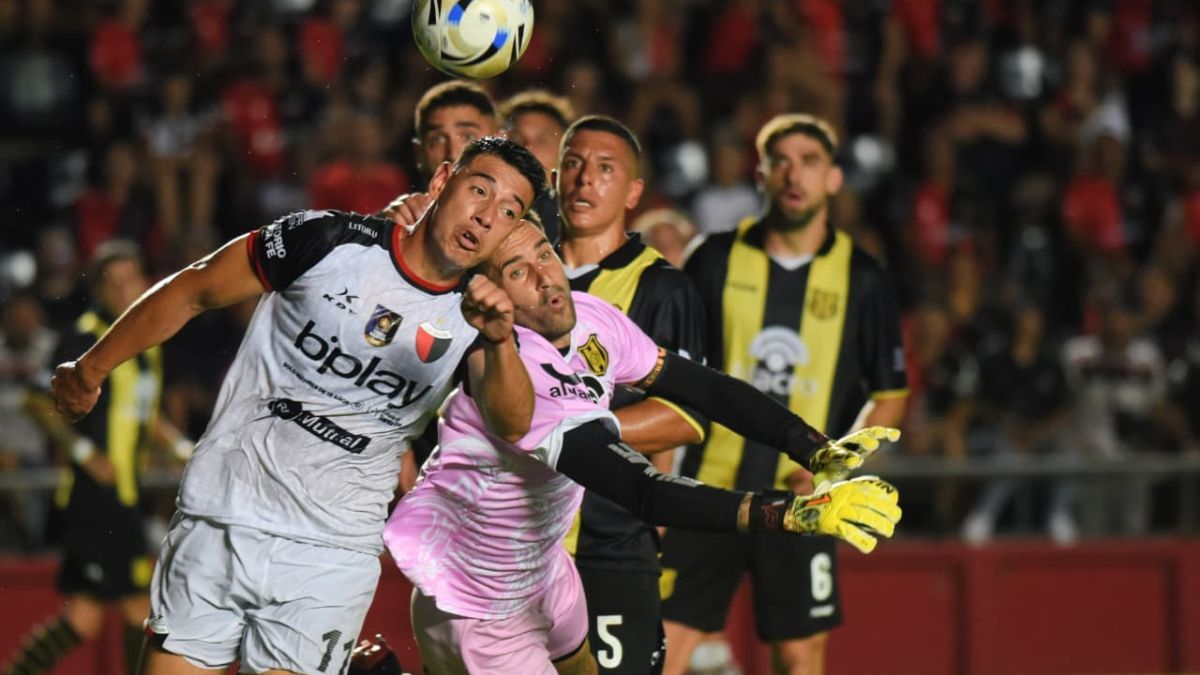 Colón le ganó a Deportivo Madryn en Santa Fe. Colón le ganó a Deportivo Madryn en Santa Fe.