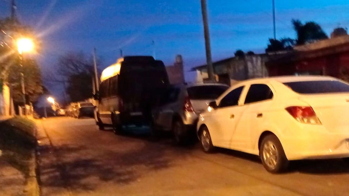 La Policía secuestró cocaína y marihuana en un operativo frente a una capilla. La Policía secuestró cocaína y marihuana en un operativo frente a una capilla.