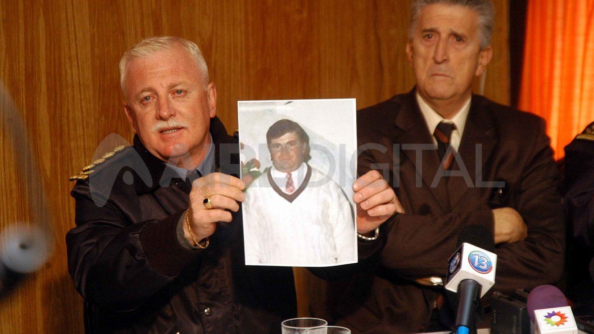 El juez José Manuel García Porta y el Jefe policial Juan Hek tomaron la decisión de mostrar la foto del principal sospechoso, que en ese momento estaba prófugo: José Luis