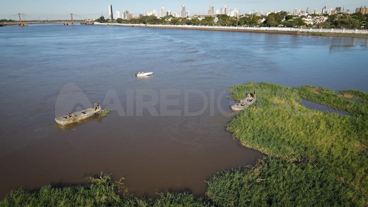 Trabajos de remoción del embalsado de la Laguna Setúbal