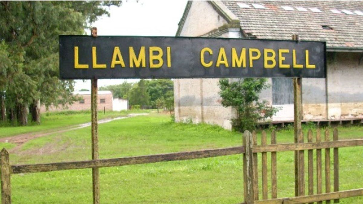 Personal de la Comisaría del Distrito 17 trabajó en el lugar donde se produjo el fatal accidente que terminó con la vida de la mujer identificada como Leticia Tomatis de 55 años