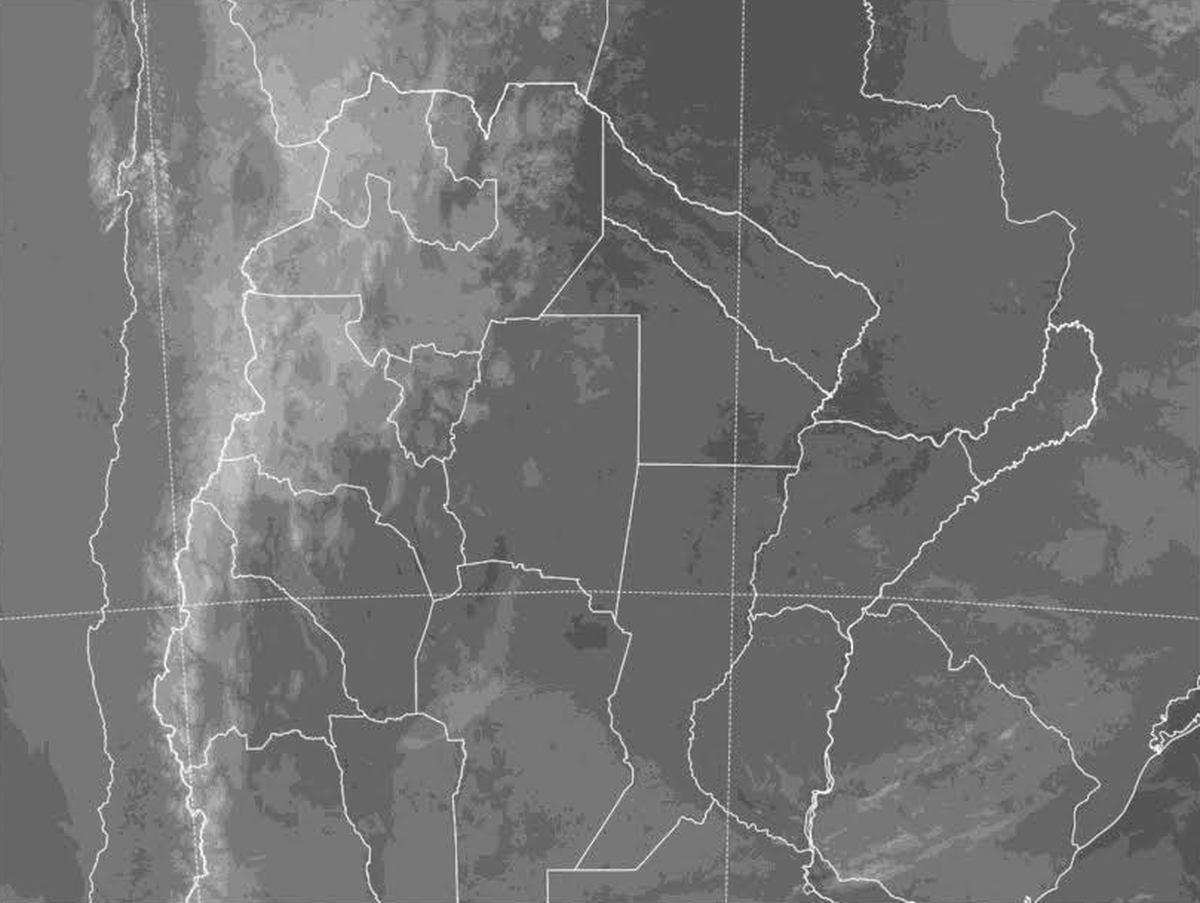 La imagen satelital muestra que el cielo continúa con poca nubosidad en toda la mitad norte del país. La imagen satelital muestra que el cielo continúa con poca nubosidad en toda la mitad norte del país.