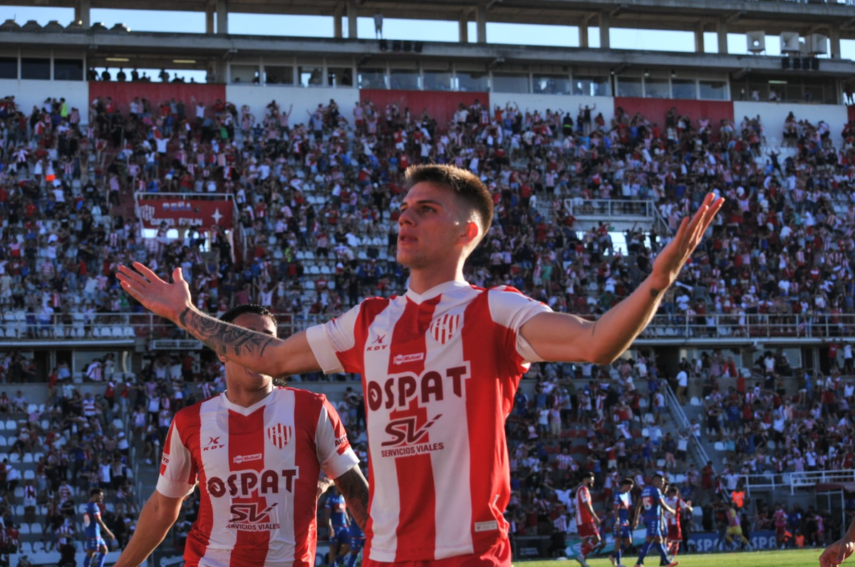 Kevin Zenón festejando el gol. Foto: Club Unión.