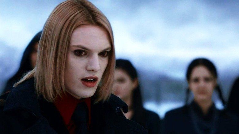 Jamie Campbell Bower es un actor, músico y modelo británico.