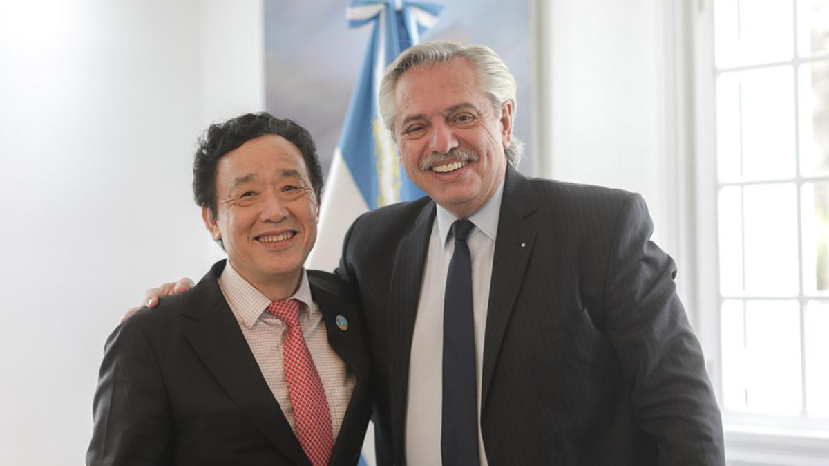 Un comunicado de la Casa Rosada indicó que Fernández y Qu Dongyu evaluaron "las repercusiones de la COVID-19 y la guerra en Ucrania para la seguridad alimentaria mundial".