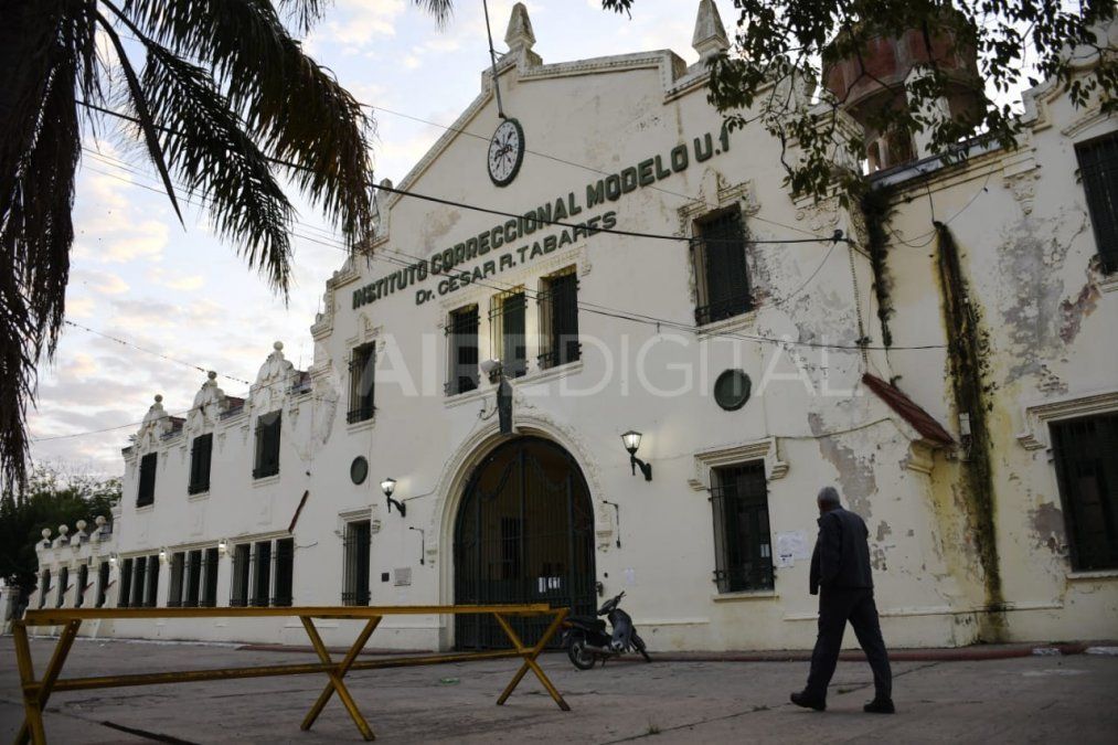 El grupo de riesgo ante al covid-19 en las cárceles de Santa Fe lo componen 240 internos.