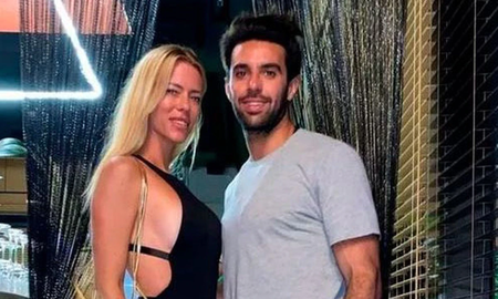 Nicole Neumann aseguró sentirse muy feliz por su actual relación amorosa, pero dijo no estar al tanto de sus intenciones de formalizar. Nicole Neumann aseguró sentirse muy feliz por su actual relación amorosa, pero dijo no estar al tanto de sus intenciones de formalizar.