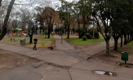 El hecho ocurrió en una plaza de dicha localidad. El hecho ocurrió en una plaza de dicha localidad.