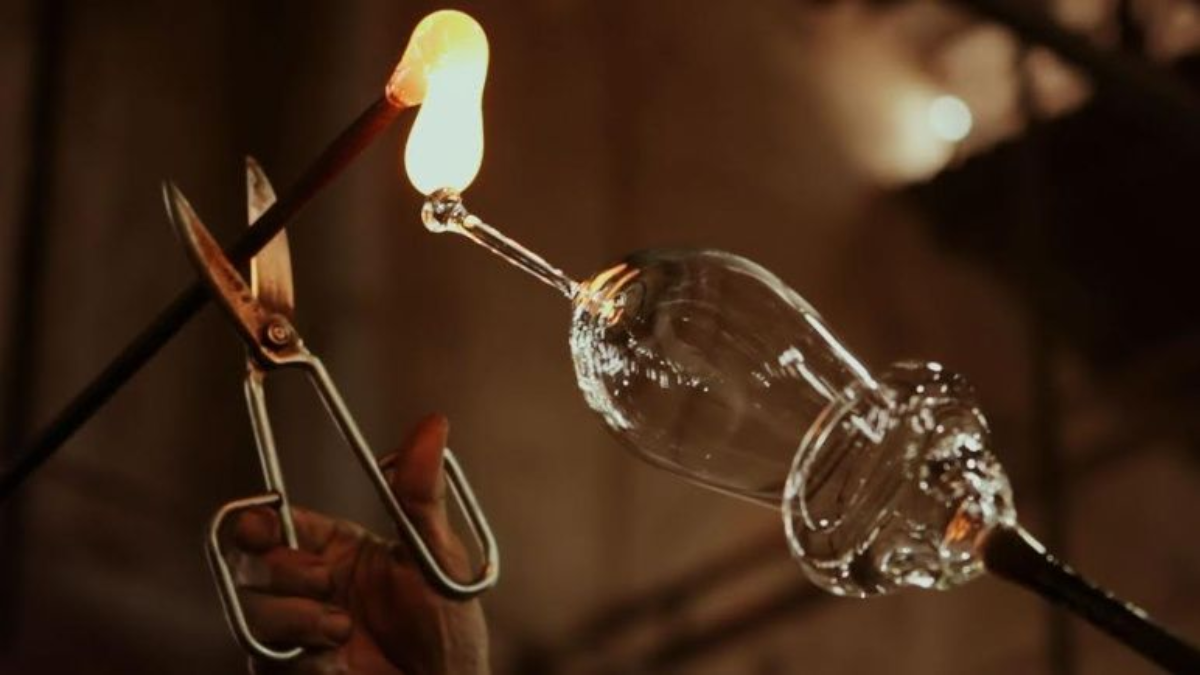 La ciudad de San Carlos Centro es muy reconocida por su tradición artesanal de realizar piezas de cristal. La ciudad de San Carlos Centro es muy reconocida por su tradición artesanal de realizar piezas de cristal.