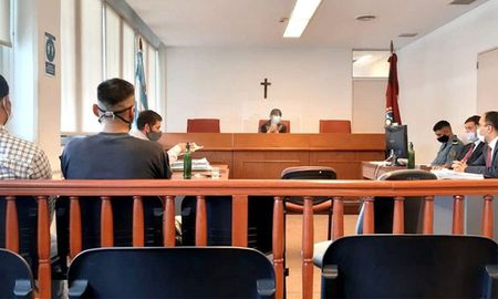 Facundo Maximiliano López fue condenado por el delito de homicidio agravado por la relación de pareja preexistente en perjuicio de Arnaldo Silvestre Pereyra Facundo Maximiliano López fue condenado por el delito de homicidio agravado por la relación de pareja preexistente en perjuicio de Arnaldo Silvestre Pereyra