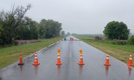 El corte es total en la Ruta Nacional 34 a la altura de Lehmann. El corte es total en la Ruta Nacional 34 a la altura de Lehmann.
