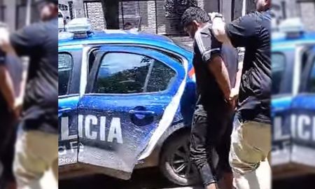 Martínez cuando fue detenido por agentes de la Policía de Investigaciones (PDI). Martínez cuando fue detenido por agentes de la Policía de Investigaciones (PDI).