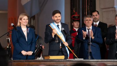 El primer mes de Pullaro gobernador, entre las amenazas narco y el ajuste de Milei