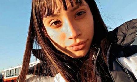 Hallaron sin vida en su cama a una joven de 19 años en Florencio Varela. Hallaron sin vida en su cama a una joven de 19 años en Florencio Varela.