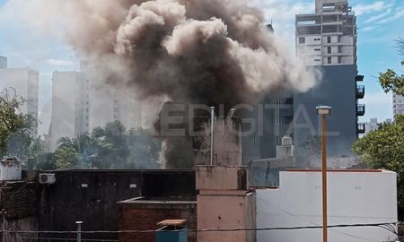 Se incendió un terreno baldío en el barrio sur de la ciudad de Santa Fe. Se incendió un terreno baldío en el barrio sur de la ciudad de Santa Fe.