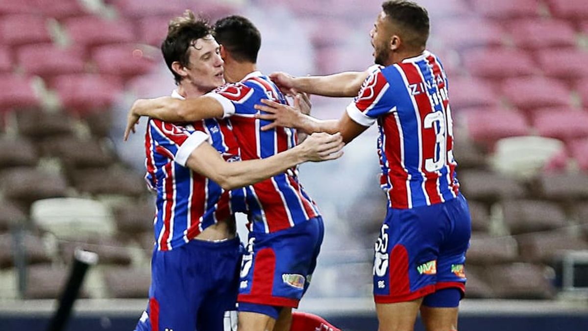 El Bahía de Germán Conti visita a Guabirá de Bolivia por la Copa Sudamericana.