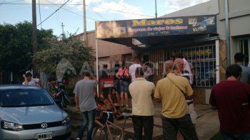 El 2 de enero del 2017, cientos de clientes se concentraron fuera de la agencia para denunciar las estafas.&nbsp;