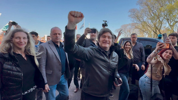 Suspendieron el acto de Javier Milei en Santa Fe y ya está en Paraná