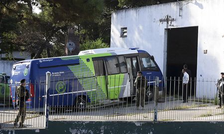 Los rugbiers acusados de matar a Fernando Báez se presentan a indagatoria. Los rugbiers acusados de matar a Fernando Báez se presentan a indagatoria.