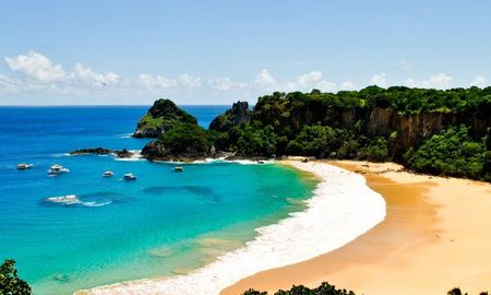 Cuatro playas latinoamericanas que se mantienen intactas frente al turismo masivo. Cuatro playas latinoamericanas que se mantienen intactas frente al turismo masivo.