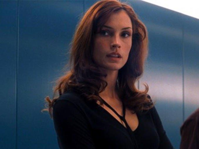 Así le quedó el rostro a una actriz de X-Men tras una drástica cirugía