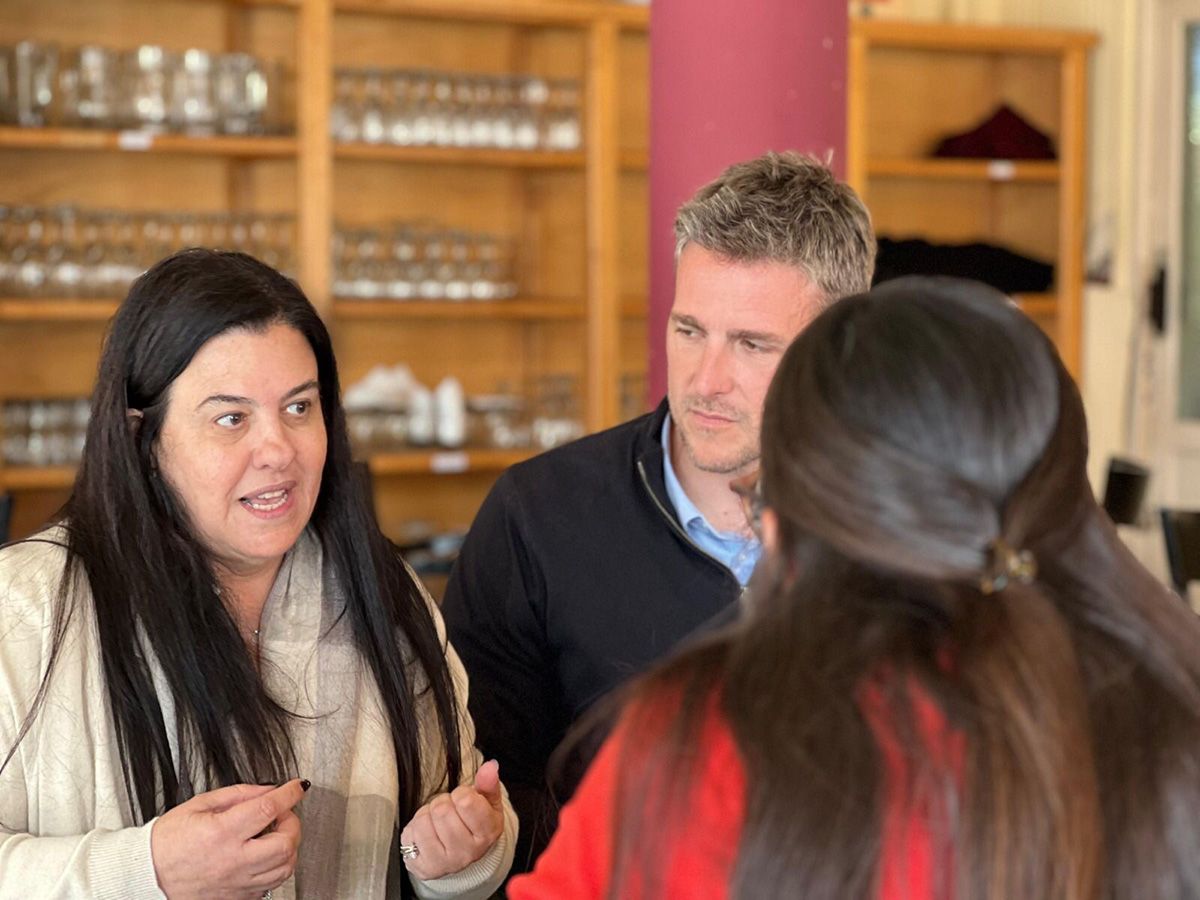 La diputada provincial Fernanda Castellani recorrió&nbsp; instituciones y empresas de Rufino.