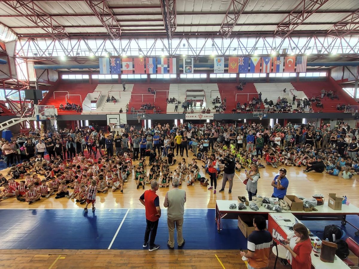 El encuentro se desarrolló en el Estadio Ángel Malvicino del Club Atlético Unión.
