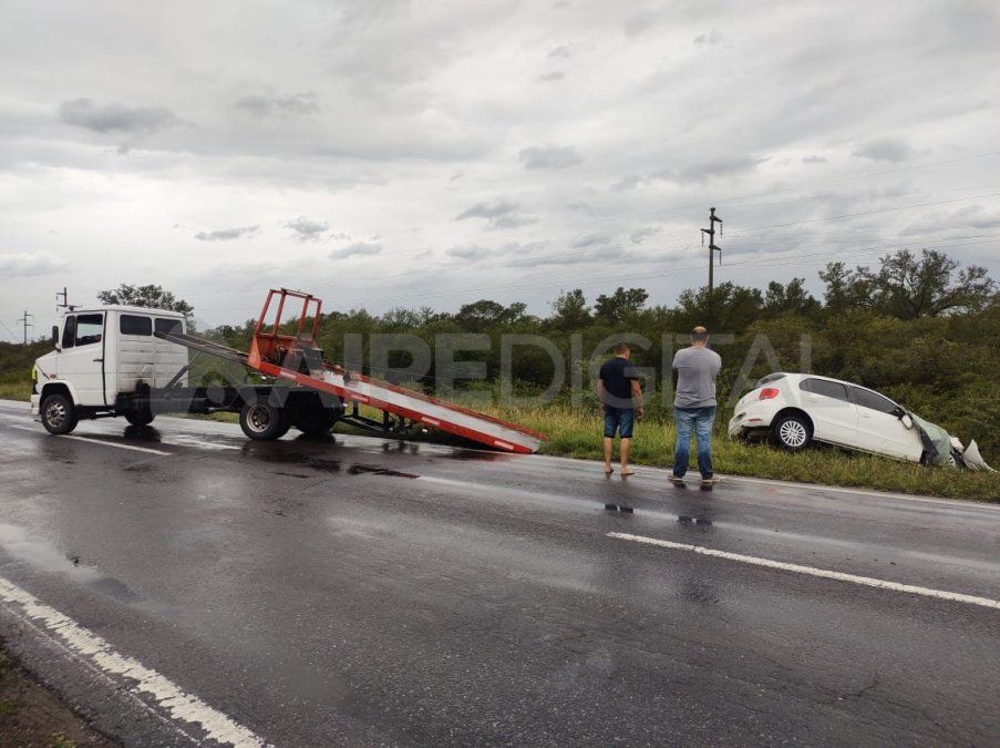 Después de chocar contra el camión