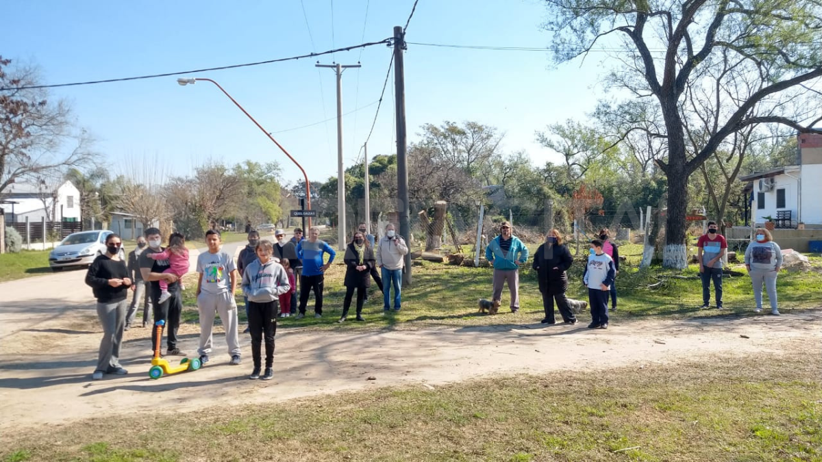 Los vecinos se quejan por la falta de patrulleros y de iluminación en esa zona de Arroyo Leyes.