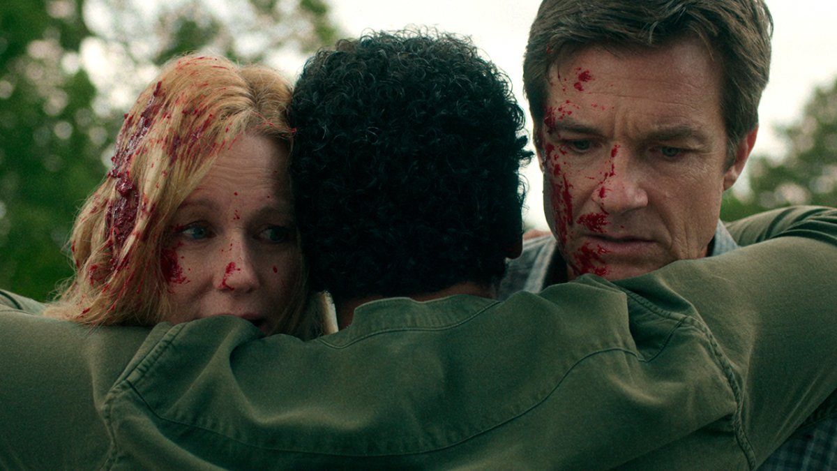 Las imágenes que se pueden apreciar en el avance dan cuenta de los sucesos de la temporada tres y remata mostrando a unos incómodos&nbsp;Marty y Wendy&nbsp;uniéndose al&nbsp;bautismo&nbsp;del hijo del&nbsp;líder de cártel