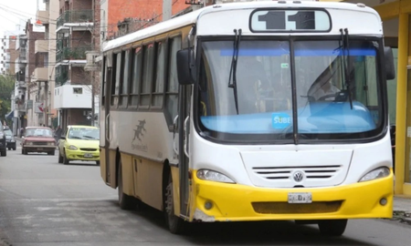 Santa Fe cuestionó la decisión de Nación de eliminar los subsidios al transporte del interior del país. Santa Fe cuestionó la decisión de Nación de eliminar los subsidios al transporte del interior del país.