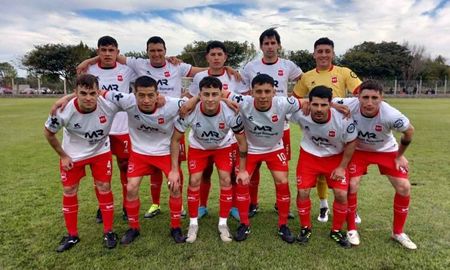 Romang FC, el puntero del torneo Clausura y último campeón. Romang FC, el puntero del torneo Clausura y último campeón.