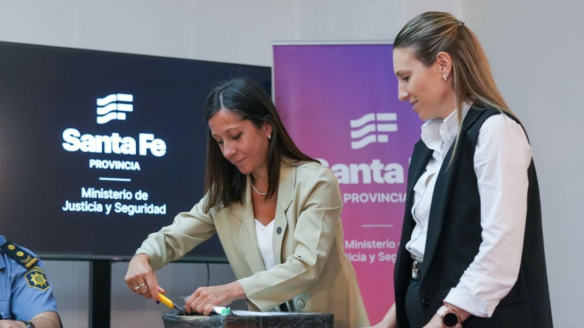 La adquisici&oacute;n tiene alcance nacional y est&aacute; dirigida a uniformar con prendas deportivas de calidad a los futuros integrantes de las fuerzas provinciales.