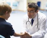 Hoy los pediatras cobran las consultas a sus pacientes de manera particular. Hoy los pediatras cobran las consultas a sus pacientes de manera particular.
