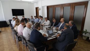 Ley Orgánica de Municipios: Poletti planteó evitar la creación de nuevos cargos