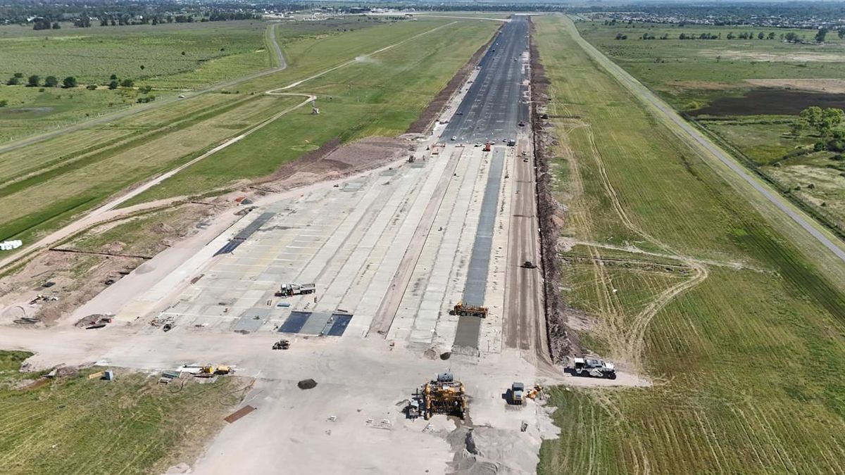 Las obras en el Aeropuerto Internacional de Rosario alcanzaron el 62% de avance total.