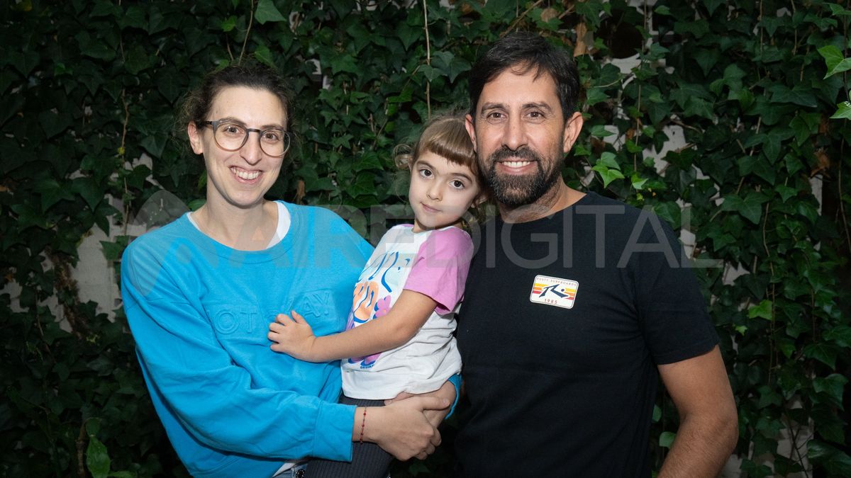 Hace cinco año, la pareja sumó a Juana a Hace cinco año, la pareja sumó a Juana a