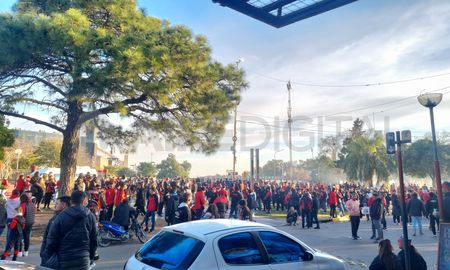 Anuncio importante para los hinchas de Colón a días del partido contra Estudiantes en la Primera Nacional. Anuncio importante para los hinchas de Colón a días del partido contra Estudiantes en la Primera Nacional.