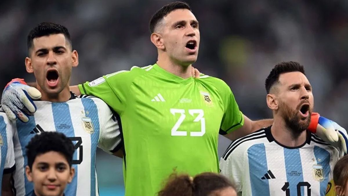 Los integrantes de la Selección argentina de fútbol entonaron las estrofas del Himno nacional.&nbsp; &nbsp; &nbsp; &nbsp; &nbsp; &nbsp;