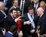 El presidente de la Nación, Javier Milei, anunció -en su discurso de inauguración del período de sesiones ordinarias del Congreso- el envío de un paquete de leyes al que denominó “anti casta”. El presidente de la Nación, Javier Milei, anunció -en su discurso de inauguración del período de sesiones ordinarias del Congreso- el envío de un paquete de leyes al que denominó “anti casta”.
