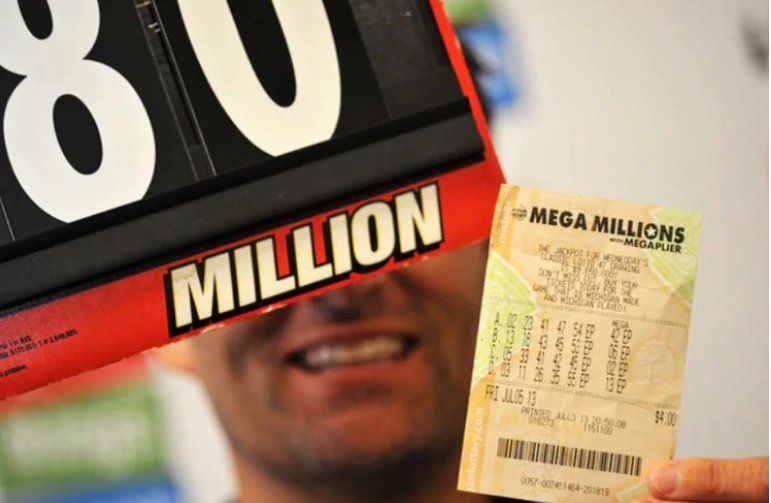 Un tribunal sentenció a un hombre que ganó 80 millones de dólares en la lotería a compartir el premio con su ex mujer