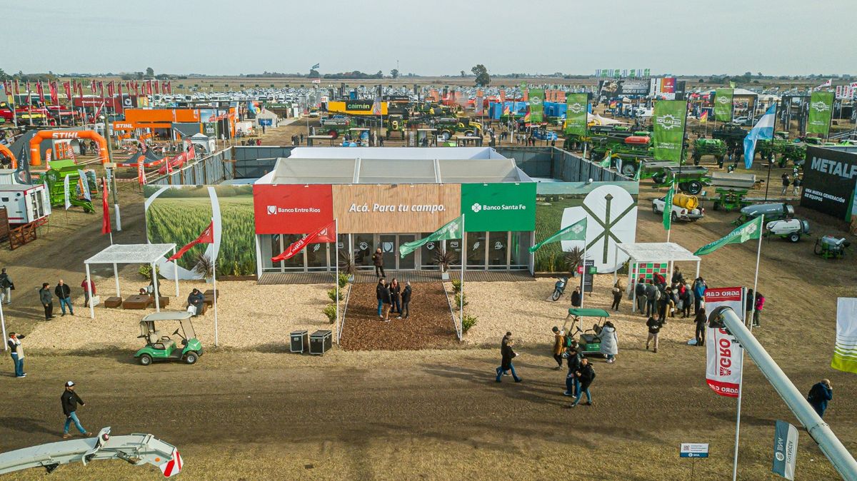 El stand de los Bancos Santa Fe y Entre Ríos en Agroactiva 2025.