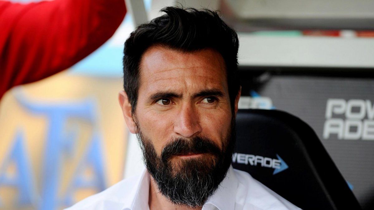 Colón: el equipo de Eduardo Domínguez para jugar con Central