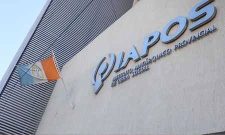 Los pediatras de la ciudad de Santa Fe volverán a trabajar con la obra social de la provincia, Iapos, tras un acuerdo con la Asociación de Pediatras. Los pediatras de la ciudad de Santa Fe volverán a trabajar con la obra social de la provincia, Iapos, tras un acuerdo con la Asociación de Pediatras.