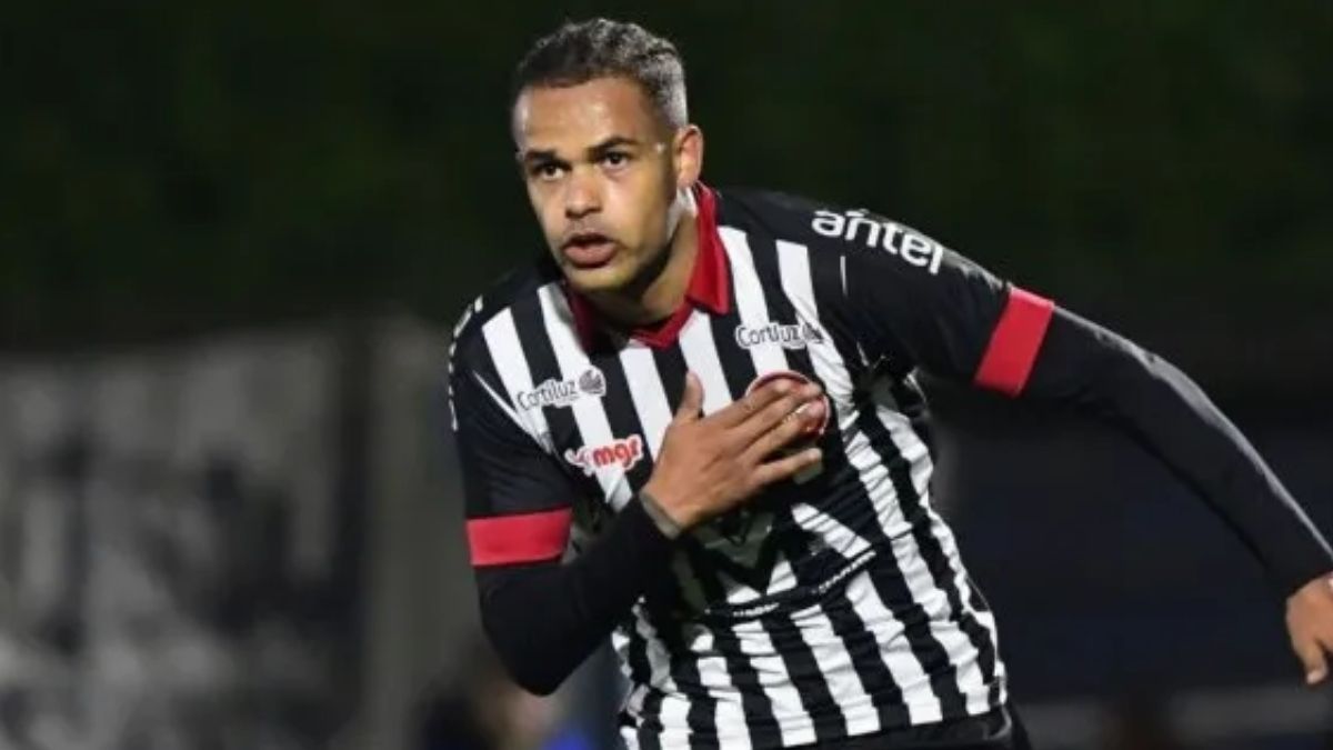 Unión sumará un nuevo delantero para el plantel del Kily González: quién es Alexander Machado