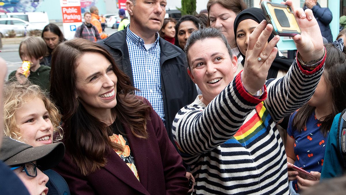 Jacinda Ardern creció en popularidad desde que gestionó la pandemia en Nueva Zelanda de una forma exitosa.